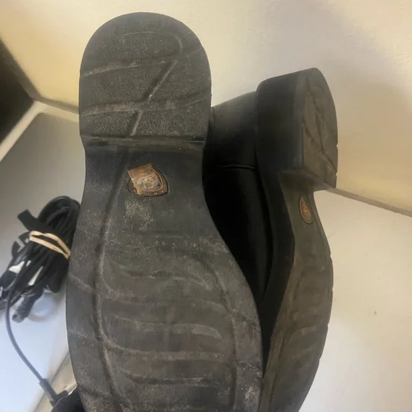 Ariat Black and Tan Ankle Boots - Picture 3 of 3